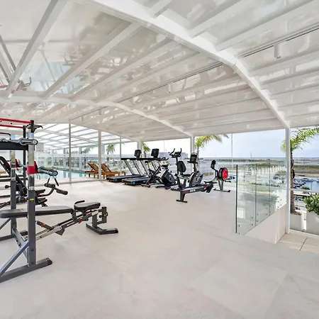 Riva Waterfront Apartament